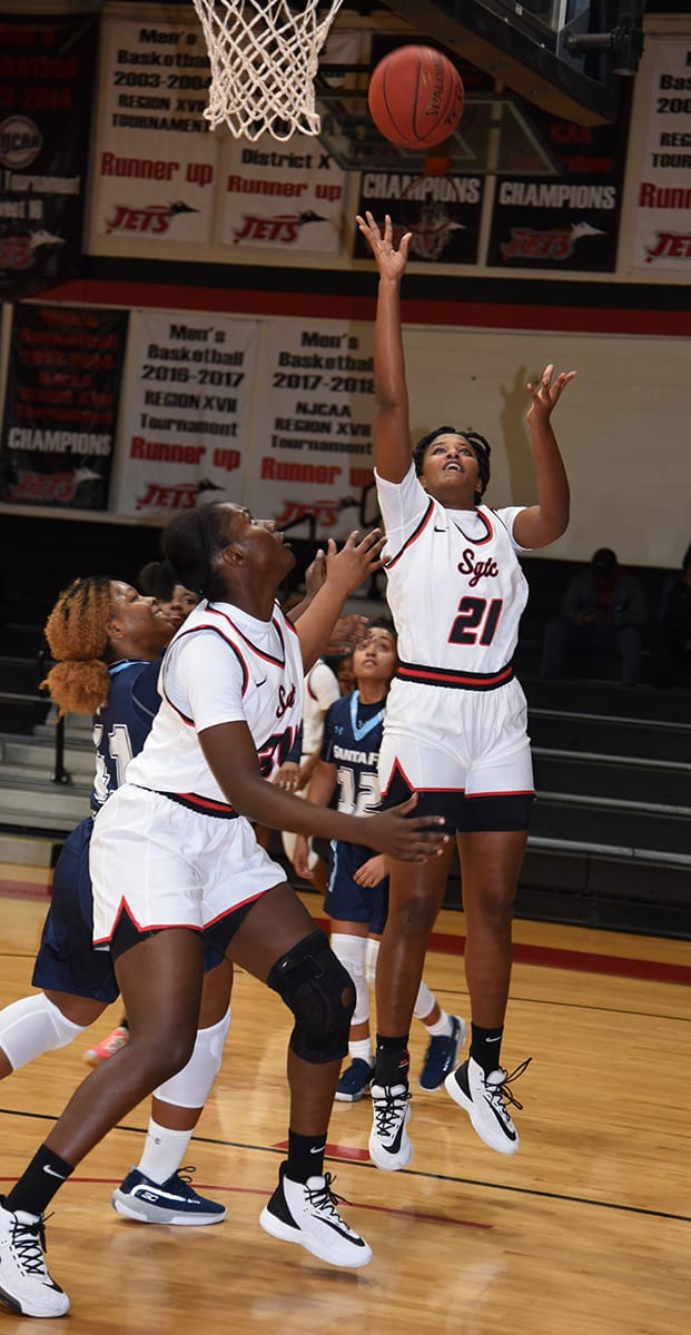 Hope Butera (21) had a double-double in her first two collegiate outings.  She scored 12 points and had 11 rebounds in her first game and then scored 14 points and 12 rebounds in the second game.