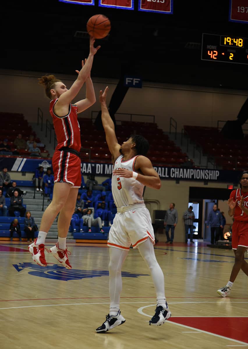 Will Johnson, 4, was the leading scorer for the Jets in the NJCAA National Tournament game against South Plains with 21 points. He also had four assists and two steals.