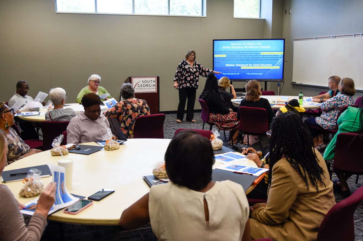 SGTC Dean of Adult Education Tracy Israel leads the recent meeting of the adult education advisory committee.