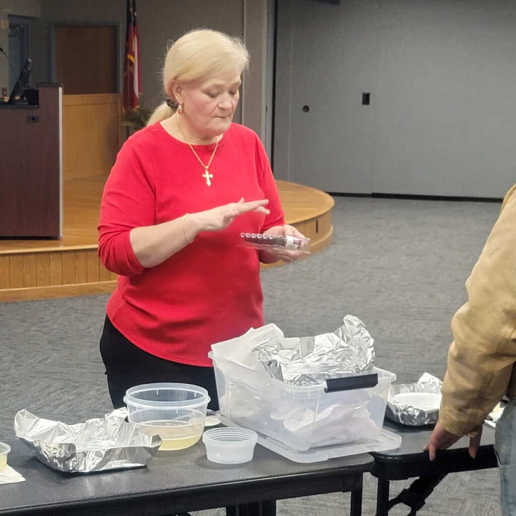 RESA Director Demonstrates how to make sugar scrubs.