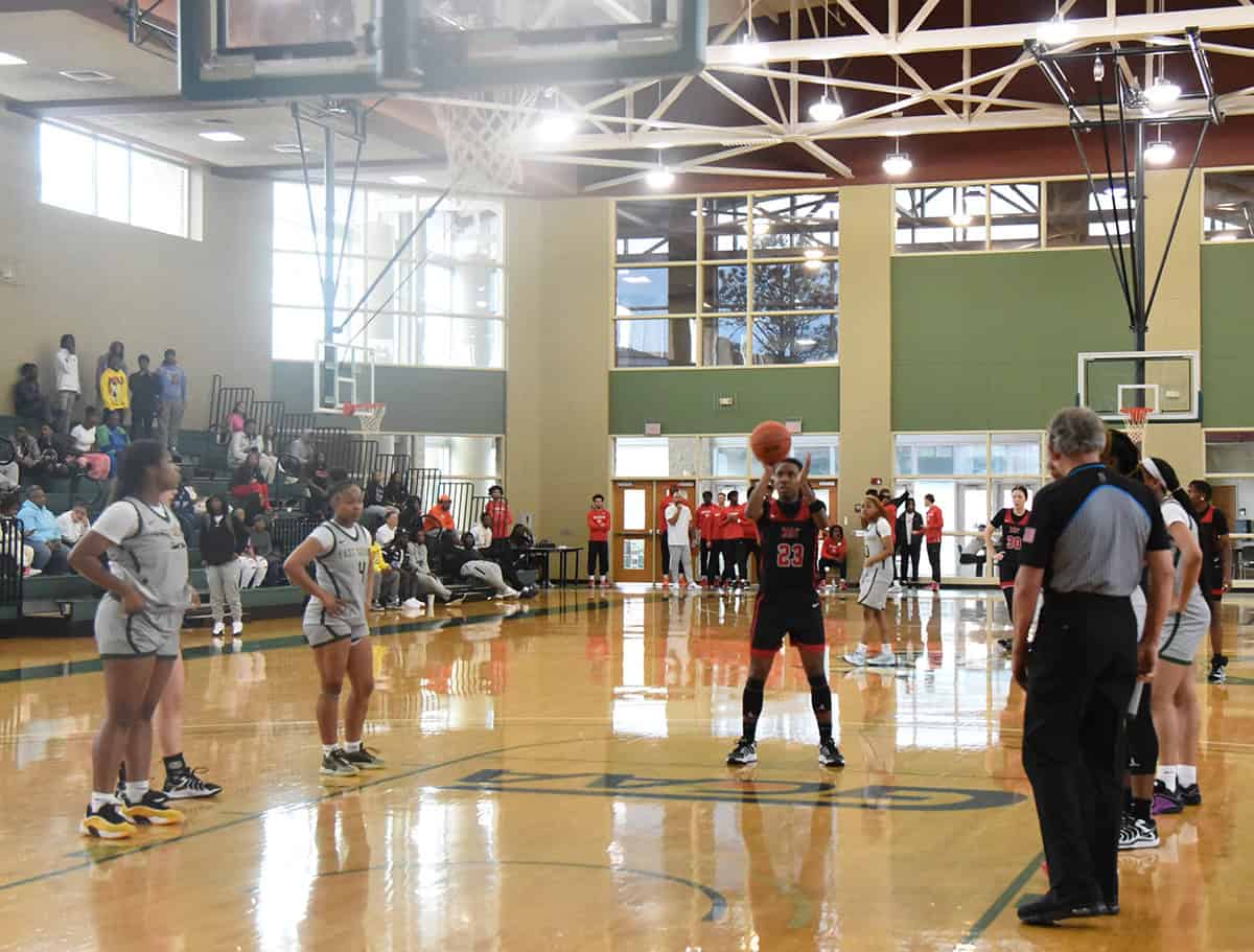 Jamiah Gregory (23) was the top scorer for the Lady Jets with 22 points against East Georgia.