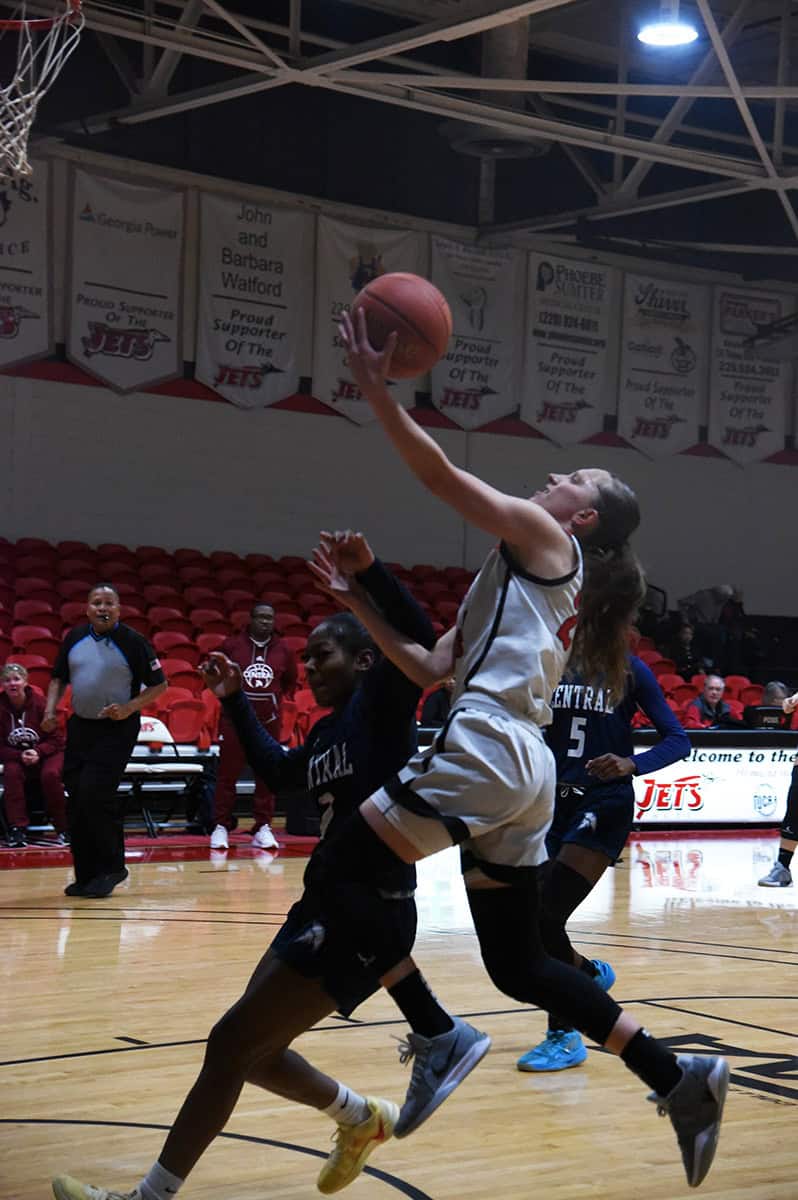 Enola Papin, 24, led the Lady Jets in scoring in the 113 – 33 win over the CGTC Lady Titans.